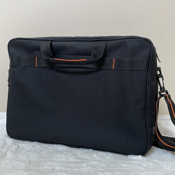 SOLO New York Laptop Bag - Picture 2 of 7